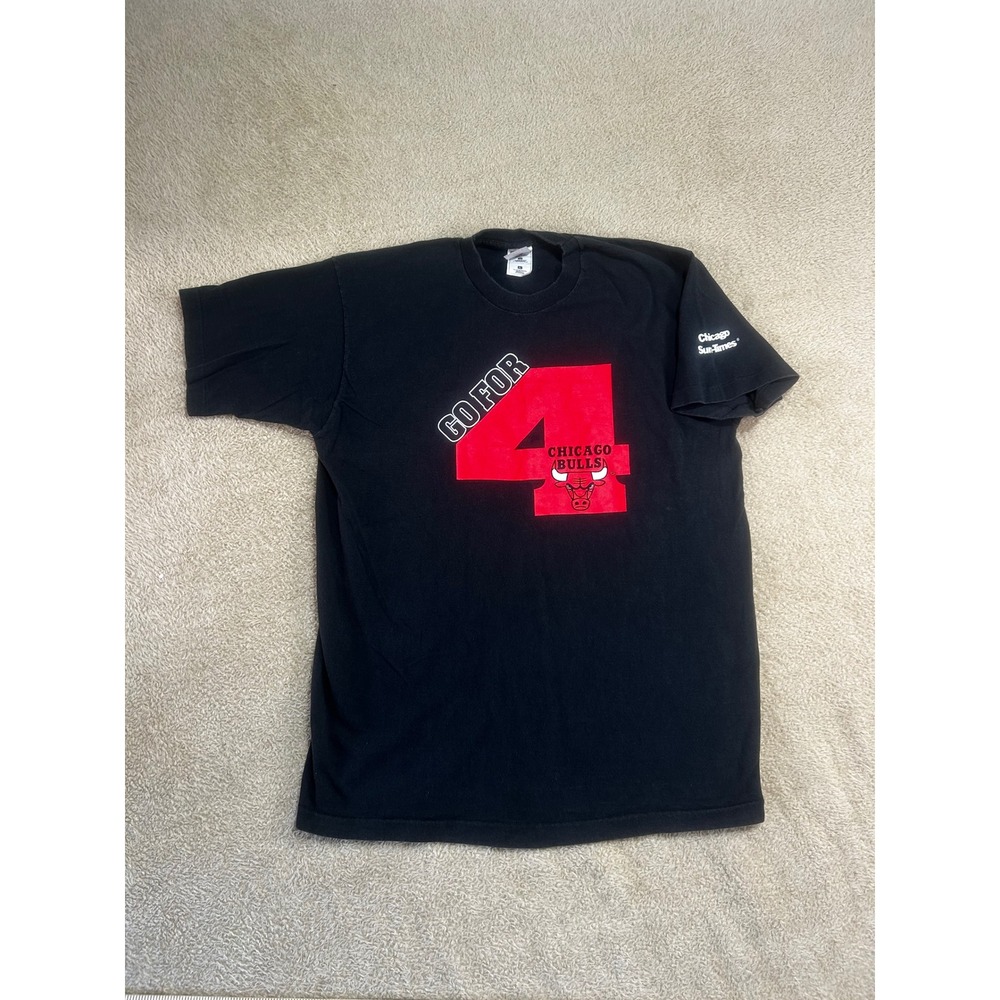 Vintage 1996 Chicago Bulls GO FOR 4 Tee Men XL Fruit of the Loom Single‎ Stitch